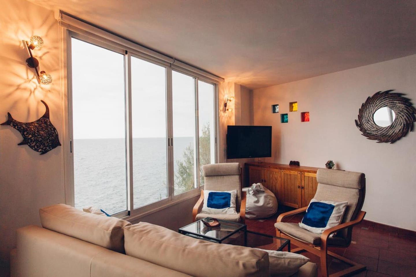 Canary Casita Next To The Atlantic Ocean Radazul Bilik gambar